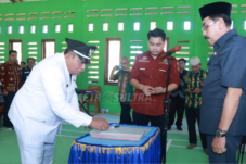 Menatap Masa Depan Desa Pongkalaero Dipundak Samsul Hidayat