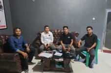 Diduga Langgar UU Pemilu, Kades Lemo Resmi Dilapor ke Bawaslu Bombana