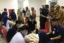 Dukung Program Asta Cita Presiden RI, Dit Resnarkoba Polda Sultra Laksanakan Tes Urine di Kantor Walikota Kendari