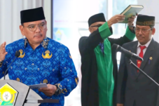 Rony Yakob Laute Resmi Jabat Kadisperindag Sultra 3