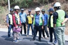 Jalan Rusak di Pulau Kabaena Siap Ditangani Perusahaan Tambang