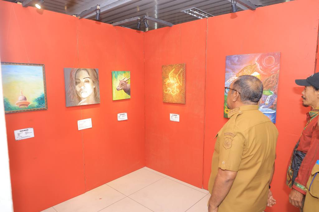 Bupati Burhanuddin Dorong Pelestarian dan Pengembangan Budaya Lokal Lewat Pameran Seni 3