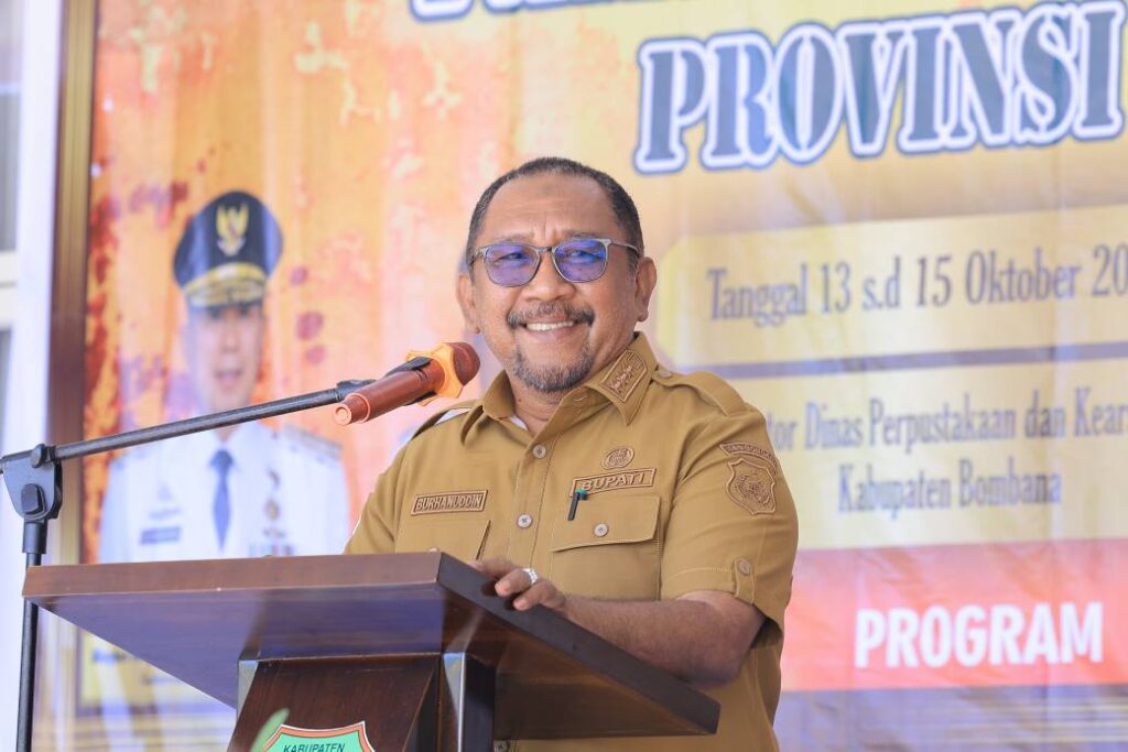 Bupati Burhanuddin Dorong Pelestarian dan Pengembangan Budaya Lokal Lewat Pameran Seni 8