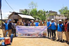 Wabup Bombana Resmikan Penyalaan Serentak Listrik Gratis bagi Warga Kurang Mampu 10