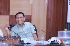 DPRD Bombana Minta Pemda Segera Selesaikan Polemik Pengelolaan Air Bersih di Kabaena Barat