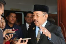 Merasa Dirugikan, Bupati Bombana Gugat Pemberitaan Dirinya Ke Dewan Pers
