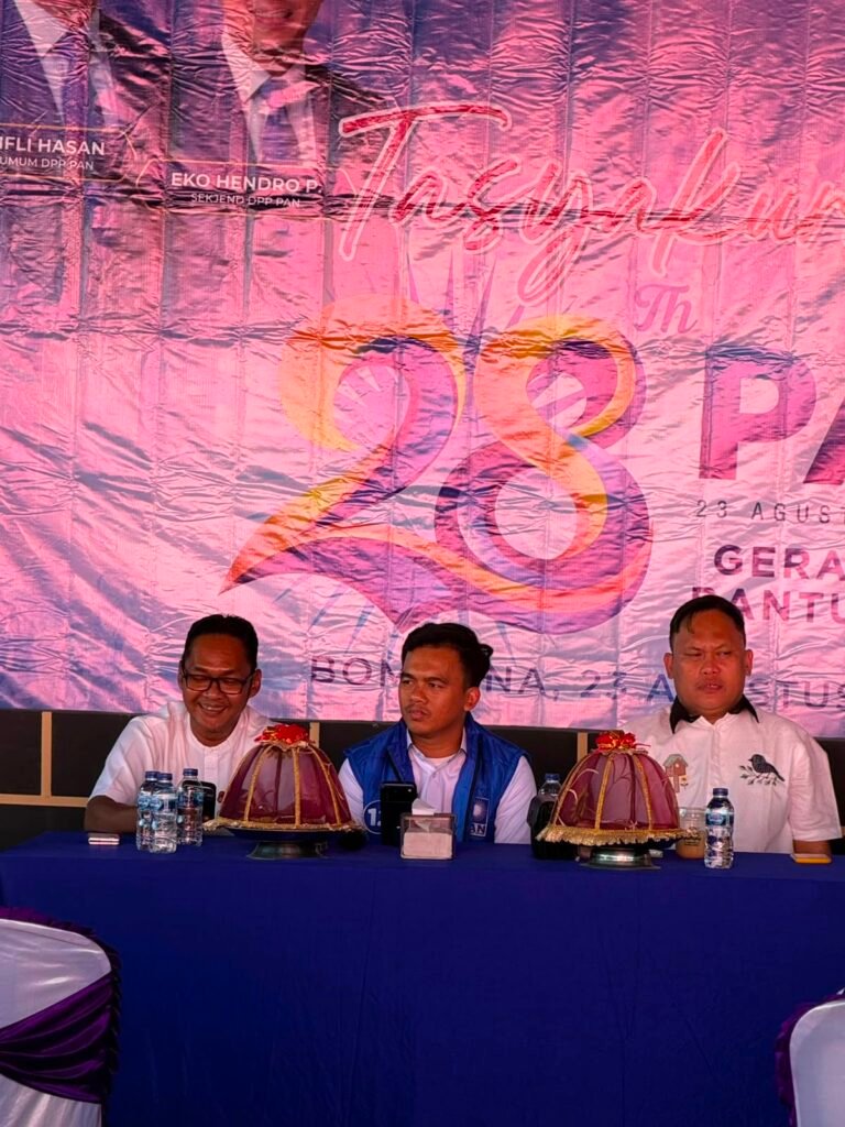 Semarak HUT ke-28 PAN, DPD PAN Bombana Gelar Konsolidasi dan Tasyakuran Bersama Anak Yatim 4